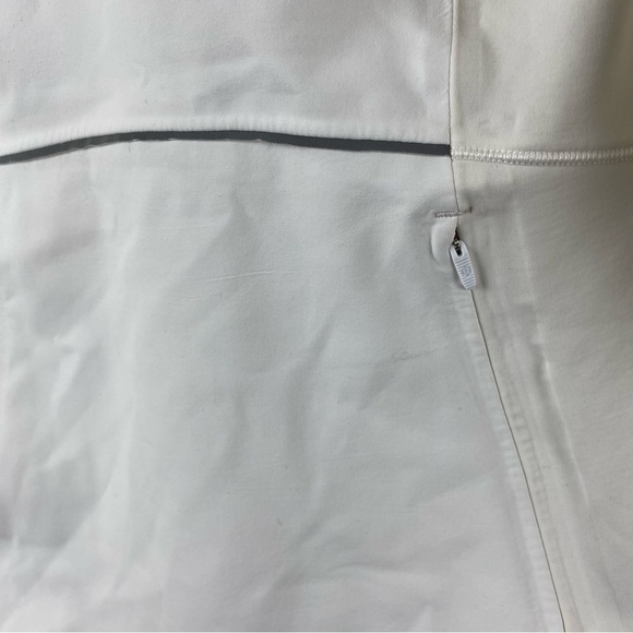 Lululemon Cross Chill Jacket - Picture 6 of 11
